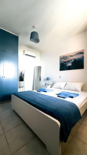 Sea Breeze Apartment